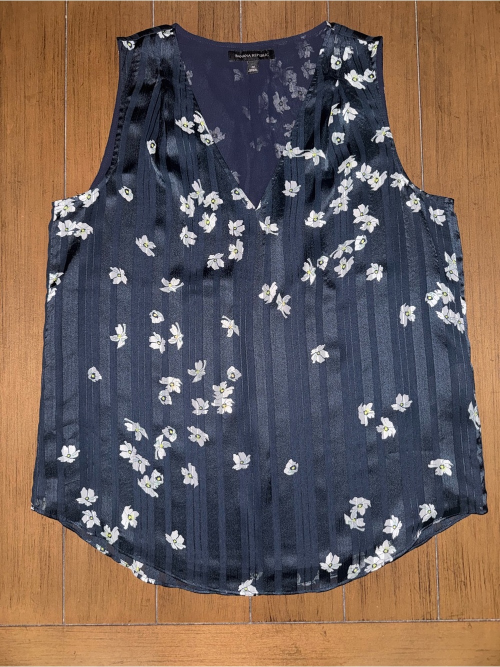 Banana Republic Navy Floral Pleated Camisole Medium
